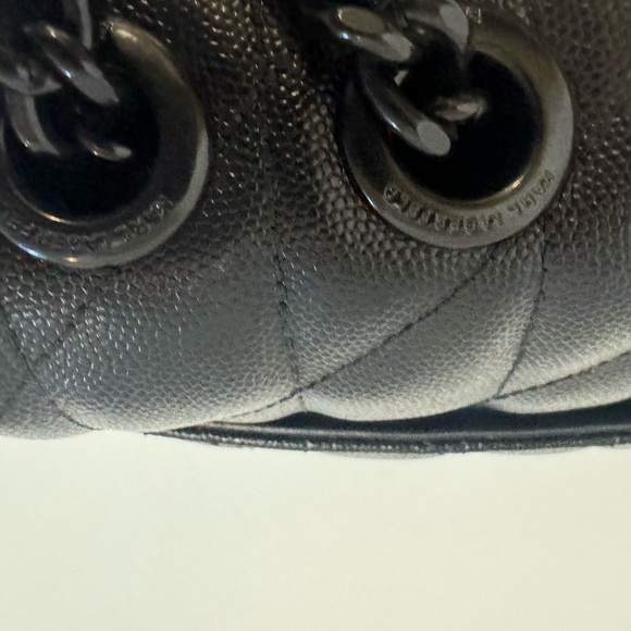 Karl Lagerfeld bag. It comes with dust bag. - Picture 7 of 8